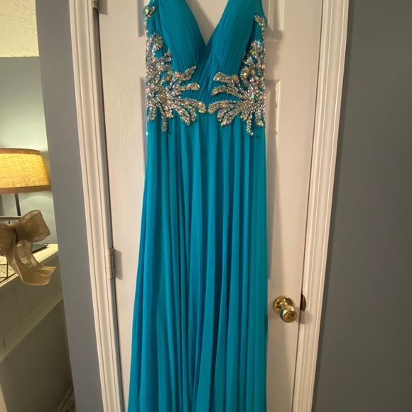 Jovani Teal Prom | Dress Size 12 | Worn Once | Dry Cleaned | Perfect Condition - Picture 4 of 7